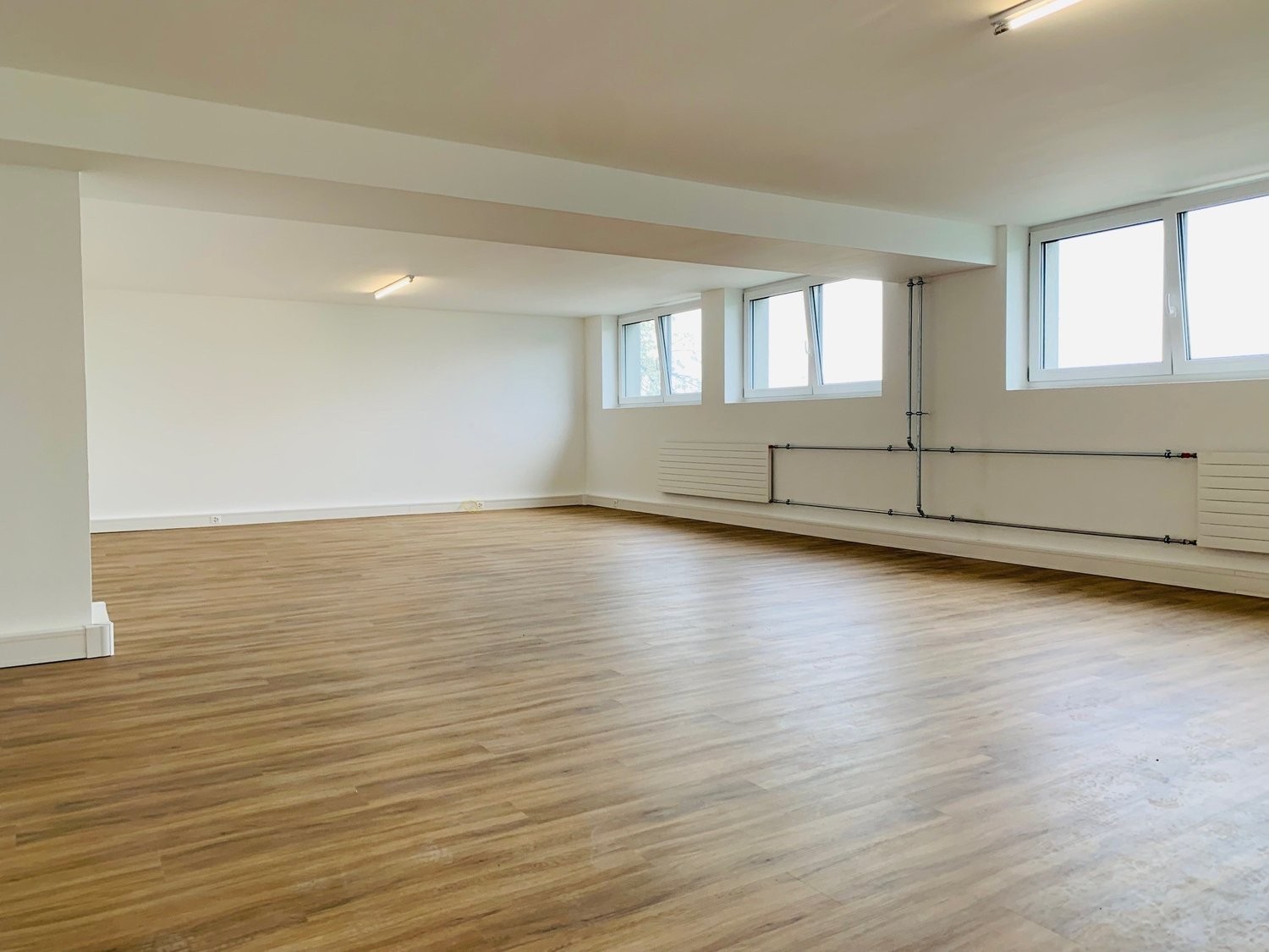 79m² commercial, photo 3 sur 10