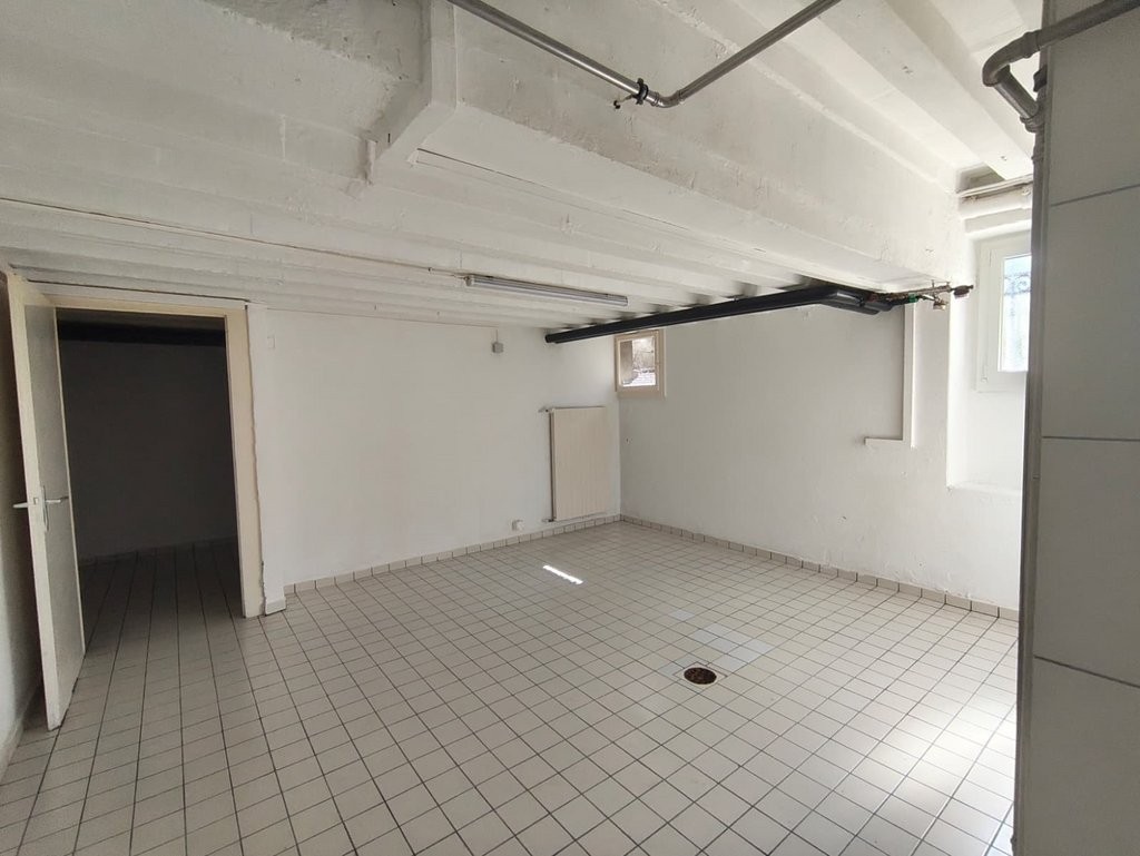 94m² commercial, photo 7 sur 7