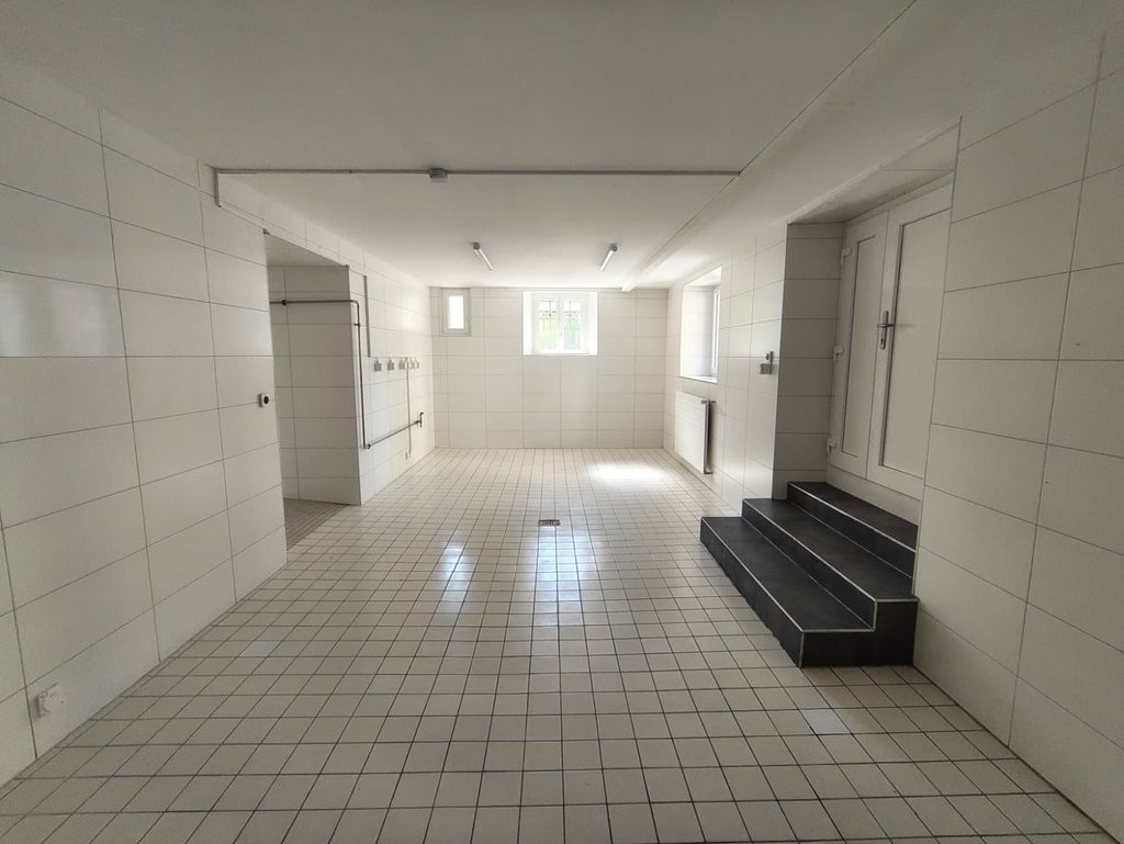 94m² commercial, photo 5 sur 7