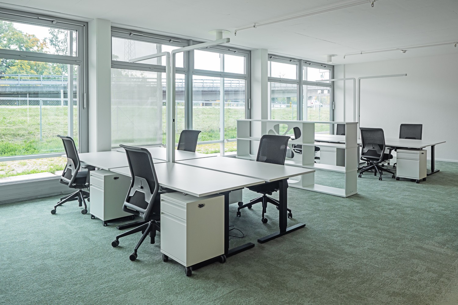 256-3300m² office, photo 5 sur 10