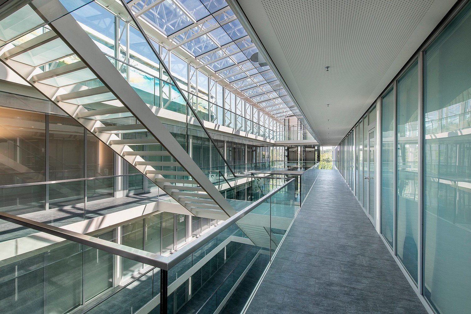 256-3300m² office, photo 10 sur 10