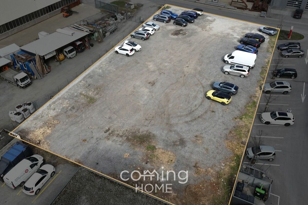 Terrain commercial, photo 1 sur 10