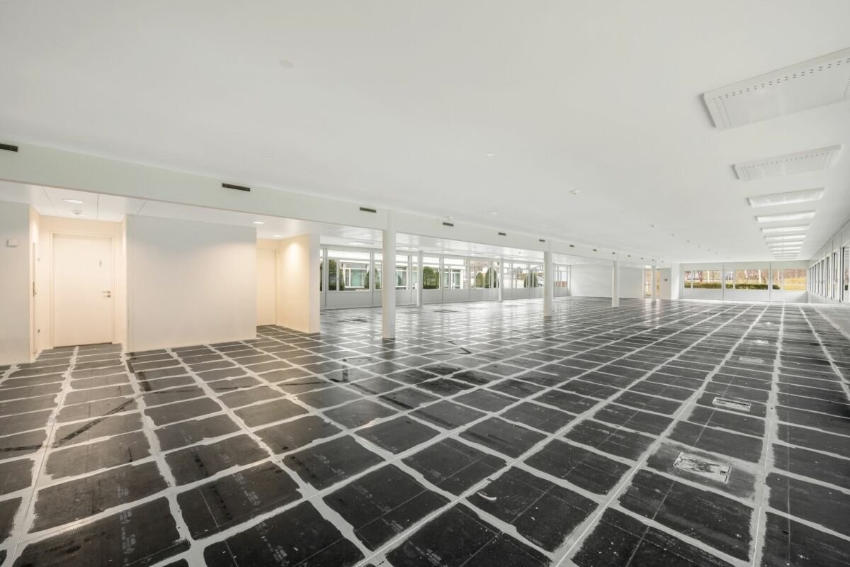 300m² bureau, photo 5 sur 6