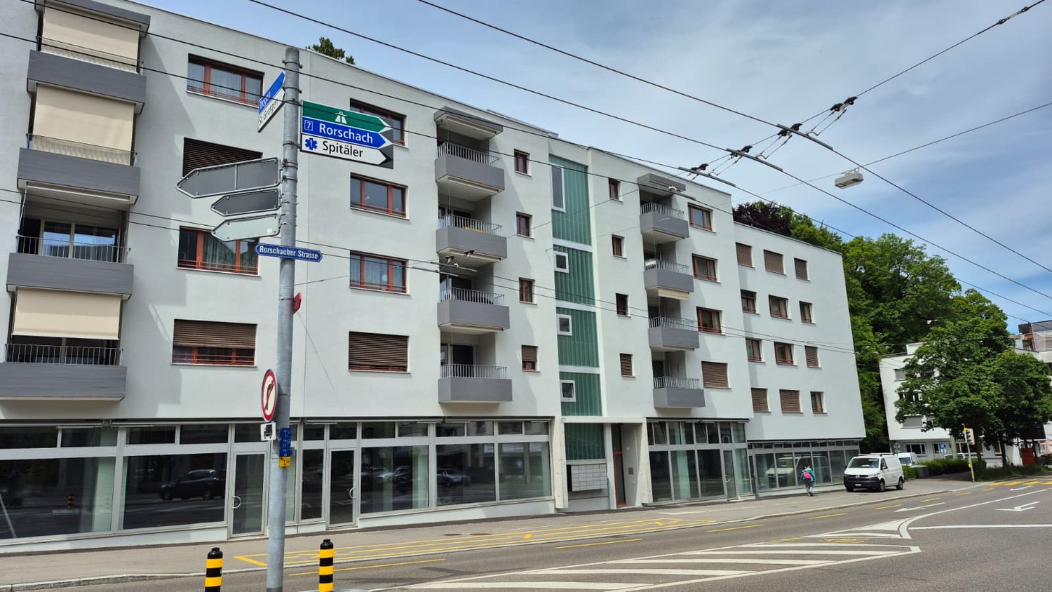 103m² commercial, photo 4 sur 4