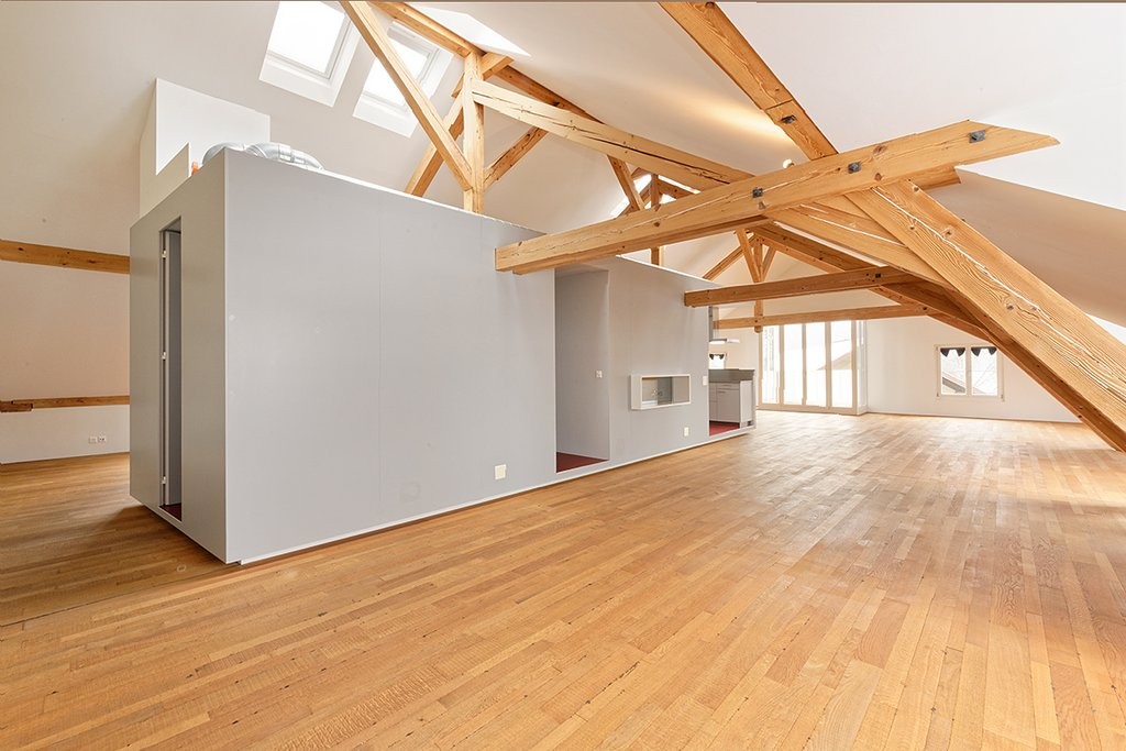 1 room loft