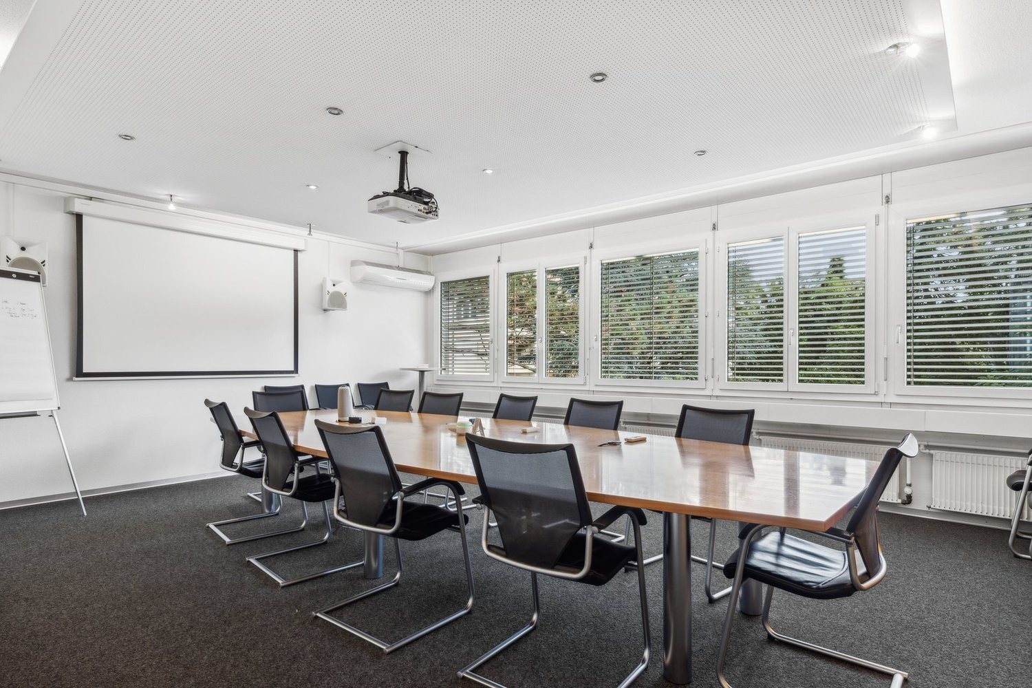 268m² bureau, photo 3 sur 10