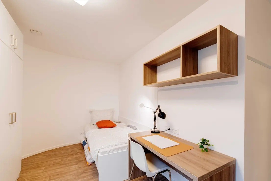 Chambre en colocation, photo 2 sur 6