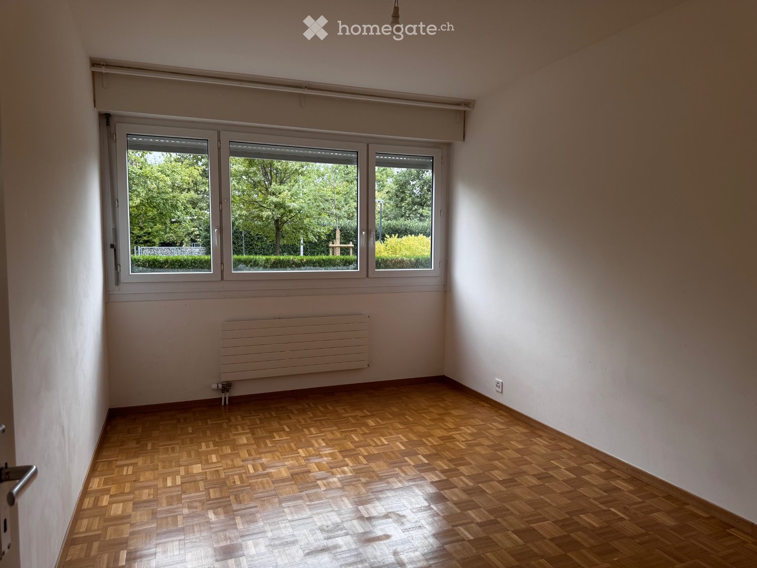 5 rooms apartment
