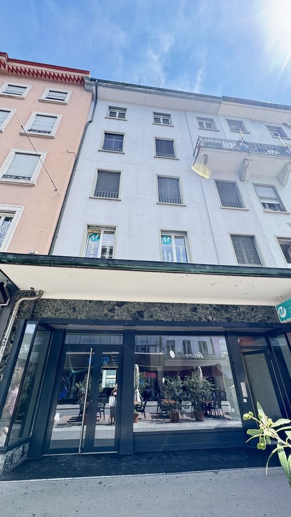 Magasin de 120m²