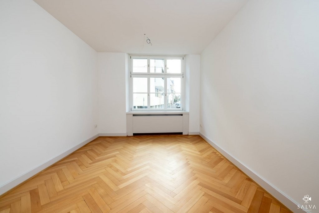 138m² bureau, photo 3 sur 10