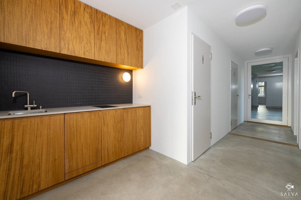138m² bureau, photo 6 sur 10