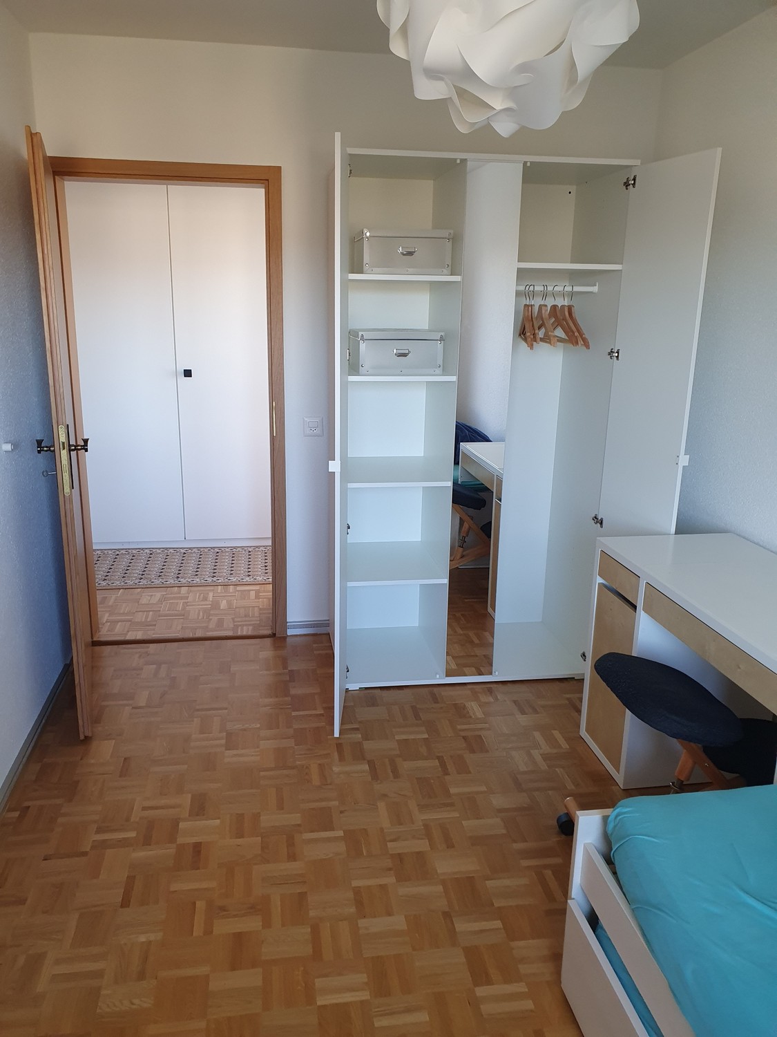 Chambre en colocation, photo 1 sur 7