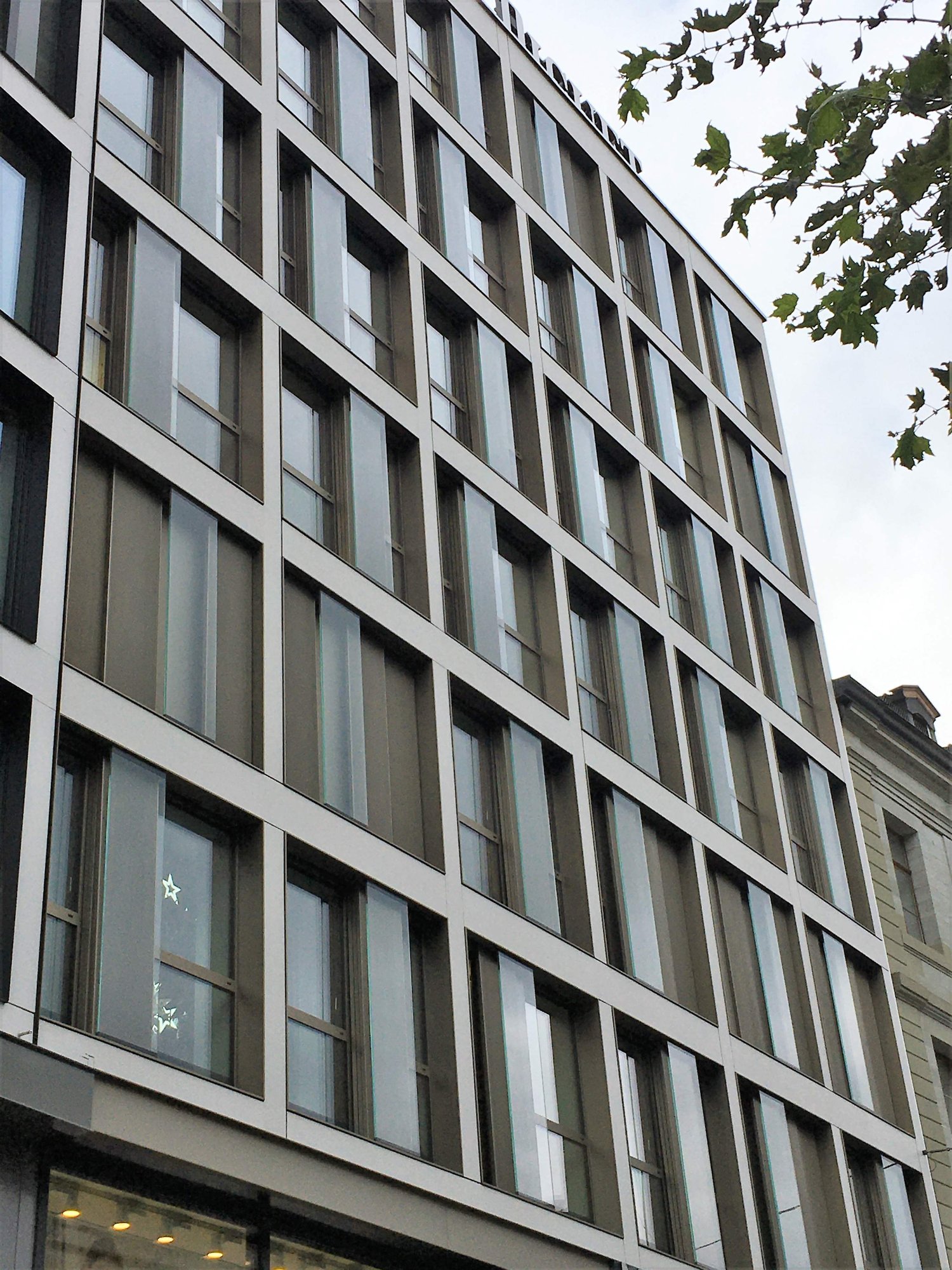 135m² office, photo 2 sur 6