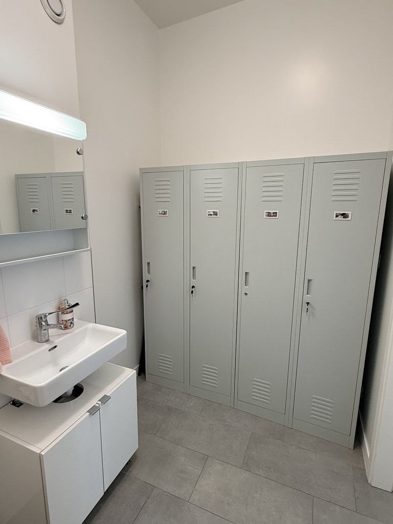 27m² commercial