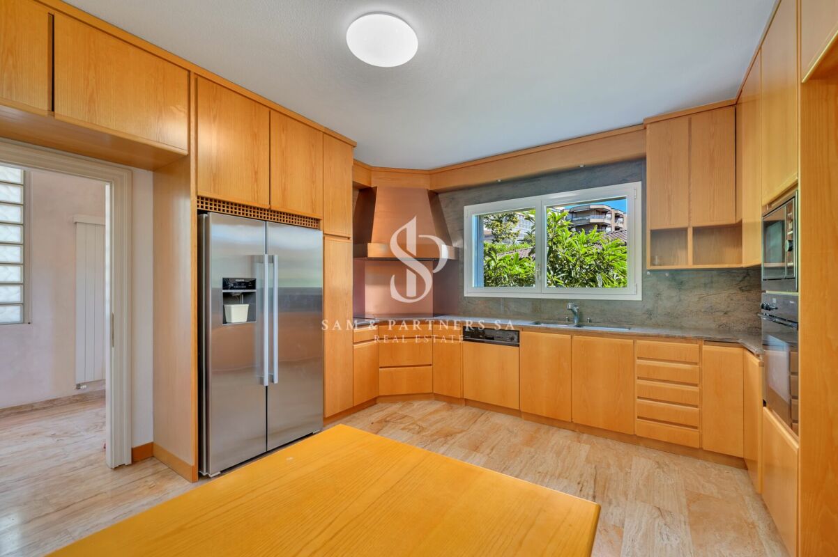 9 rooms apartment, photo 10 sur 10