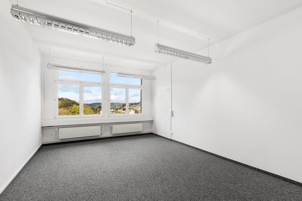 Bureau de 168m²