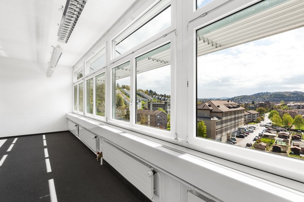Bureau de 168m²