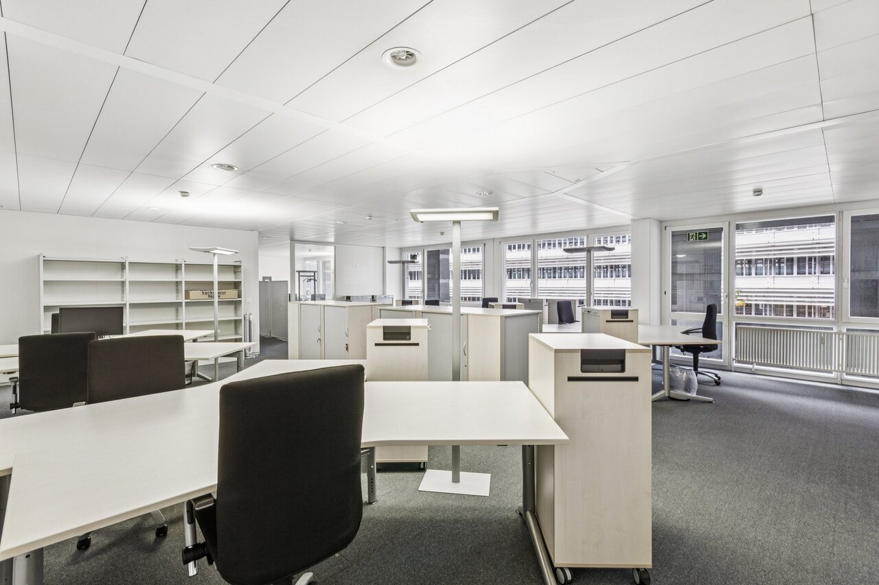 336m² bureau