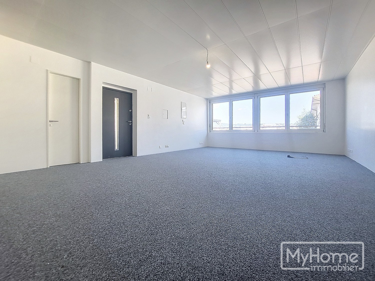 265m² office, photo 1 sur 5