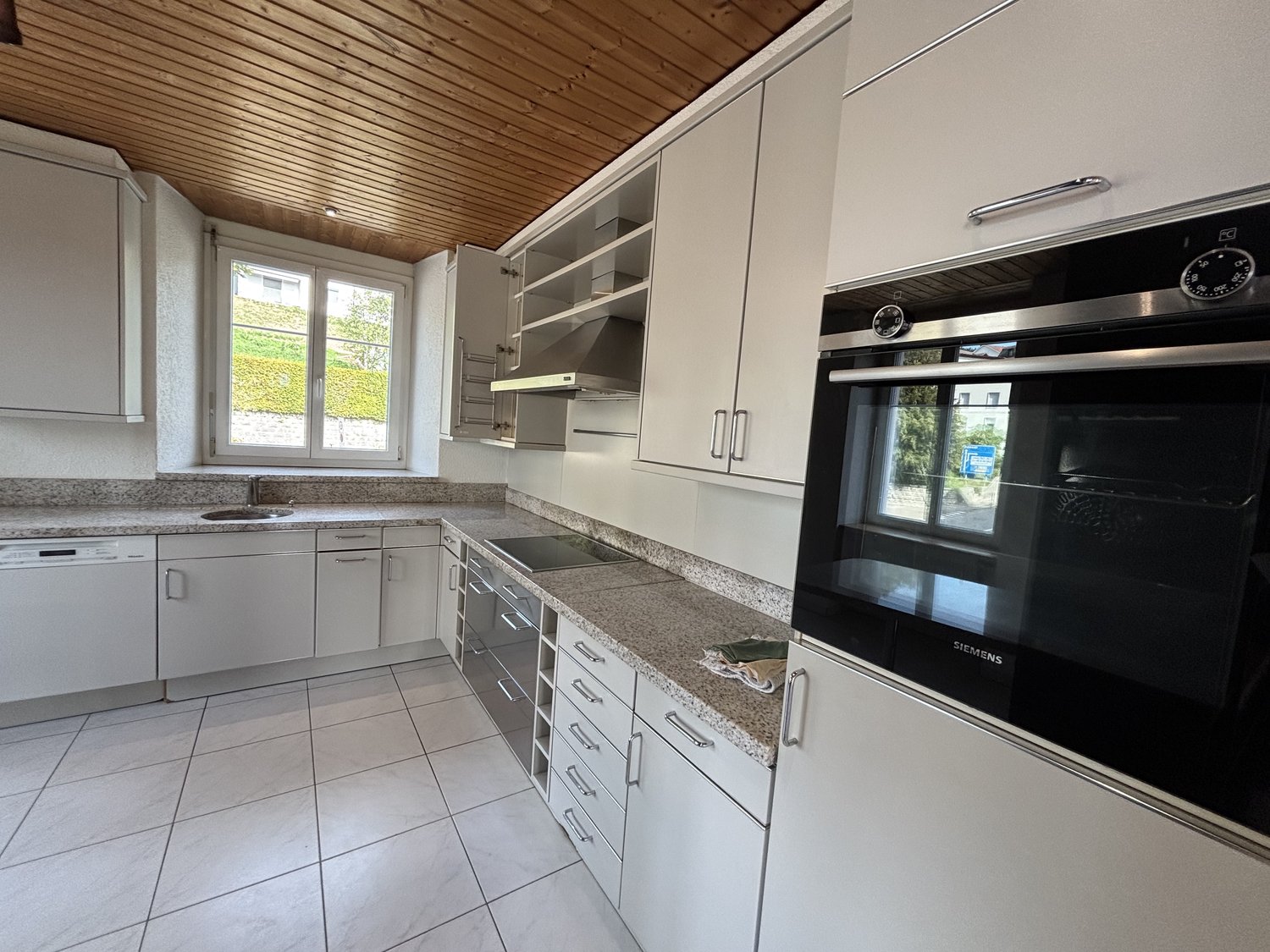 4 rooms apartment