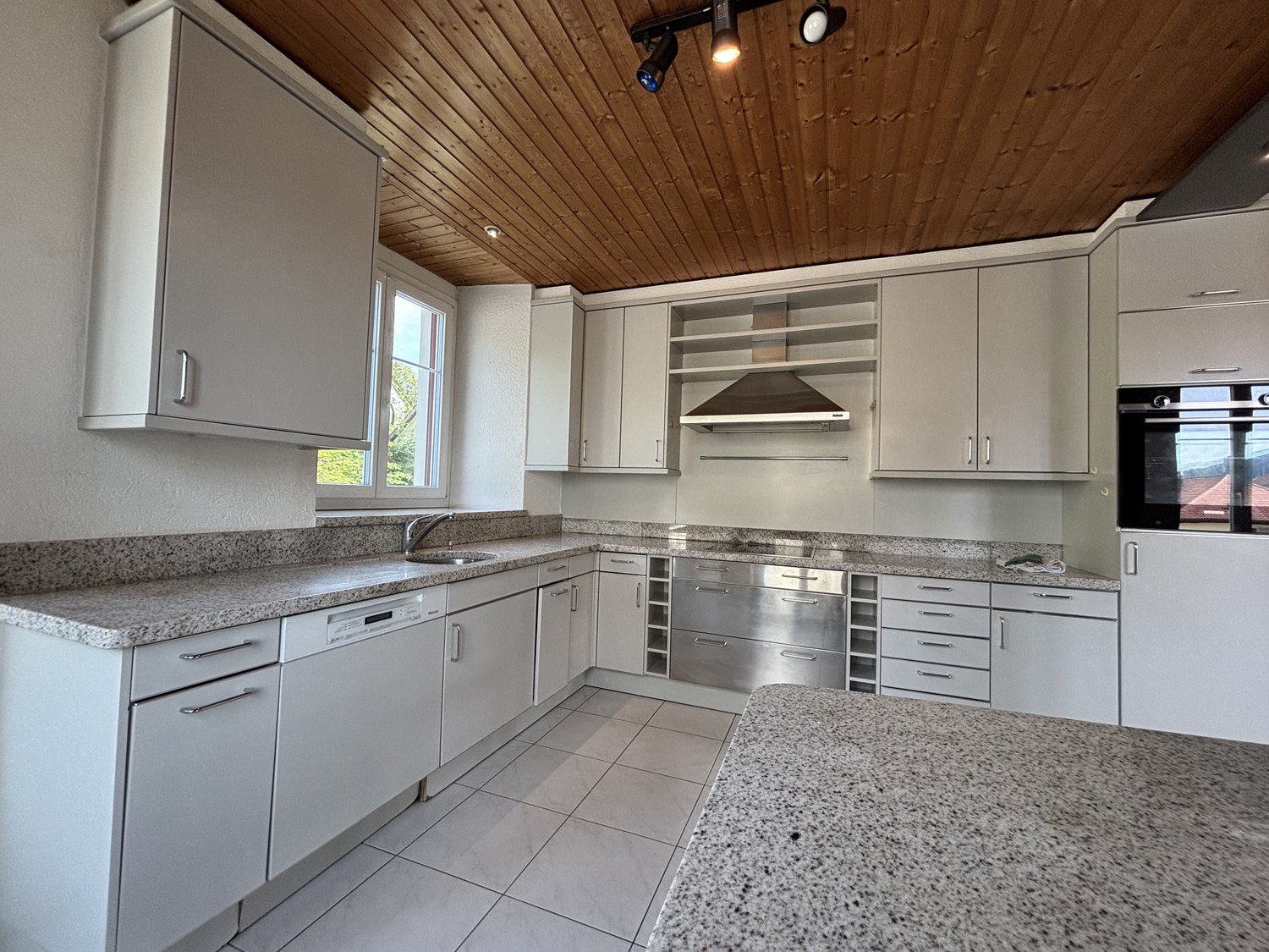 4 rooms apartment