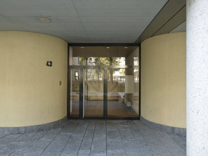 Single garage