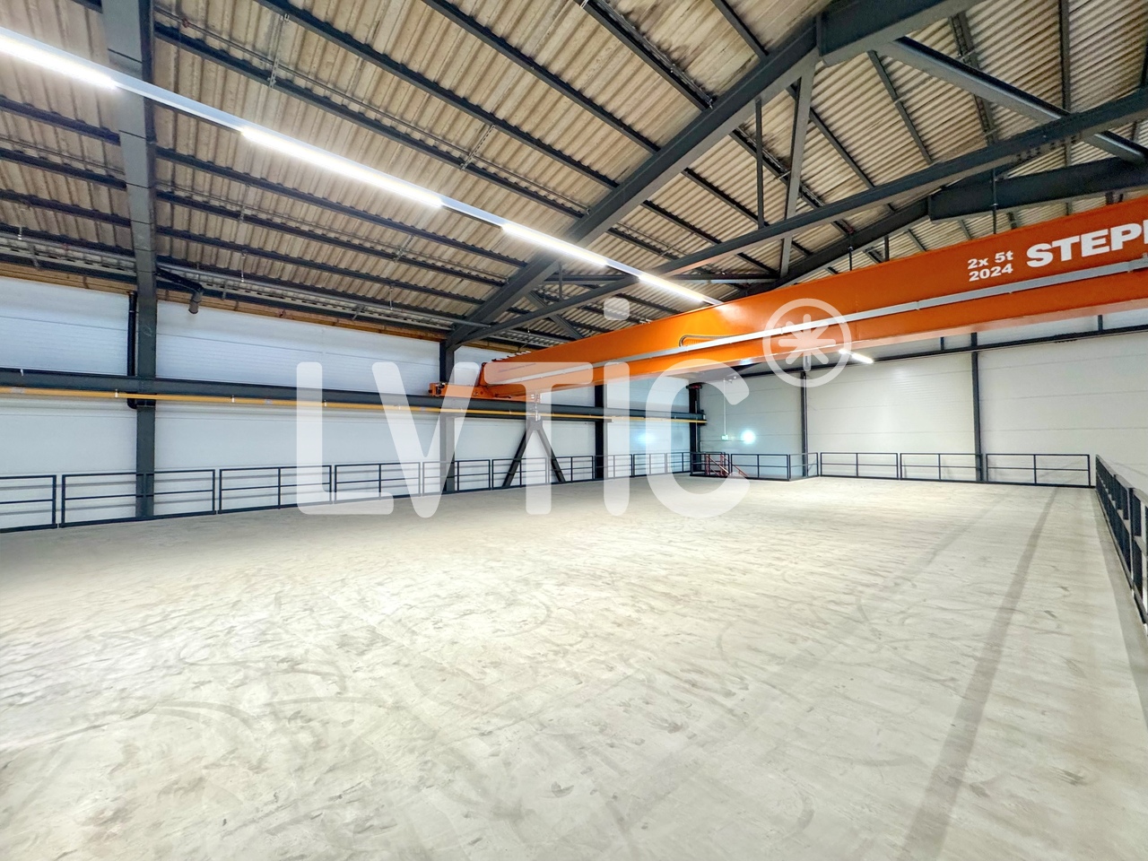 1000m² storage room, photo 3 sur 8