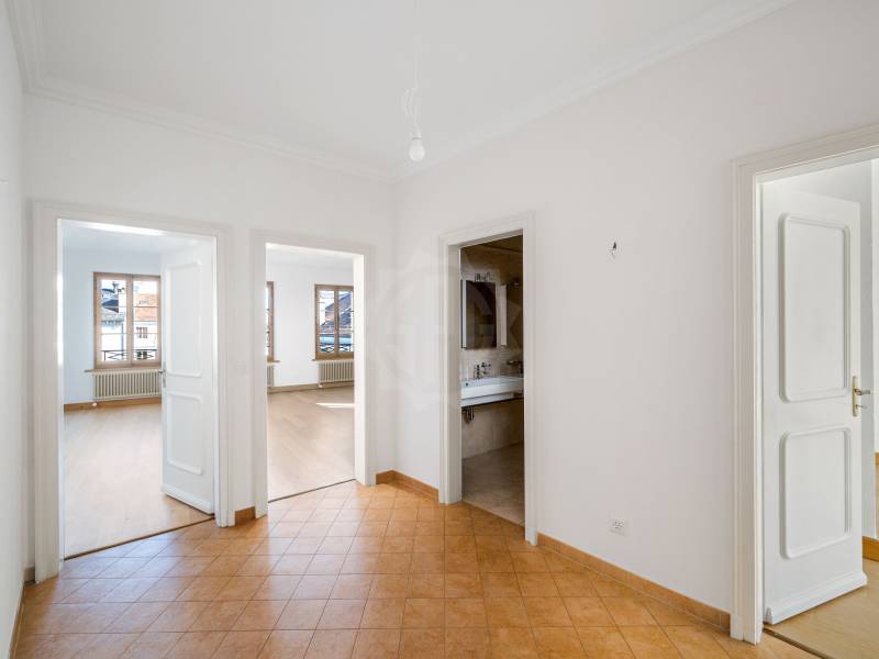 8 rooms apartment, photo 7 sur 10