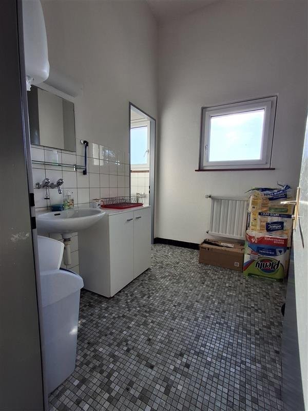 Local de stockage de 200m²