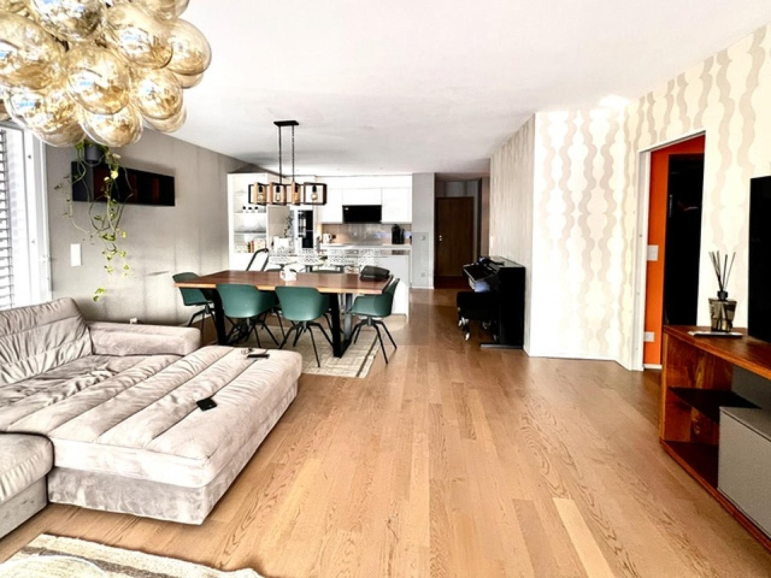 5 rooms furnished flat, photo 1 sur 4