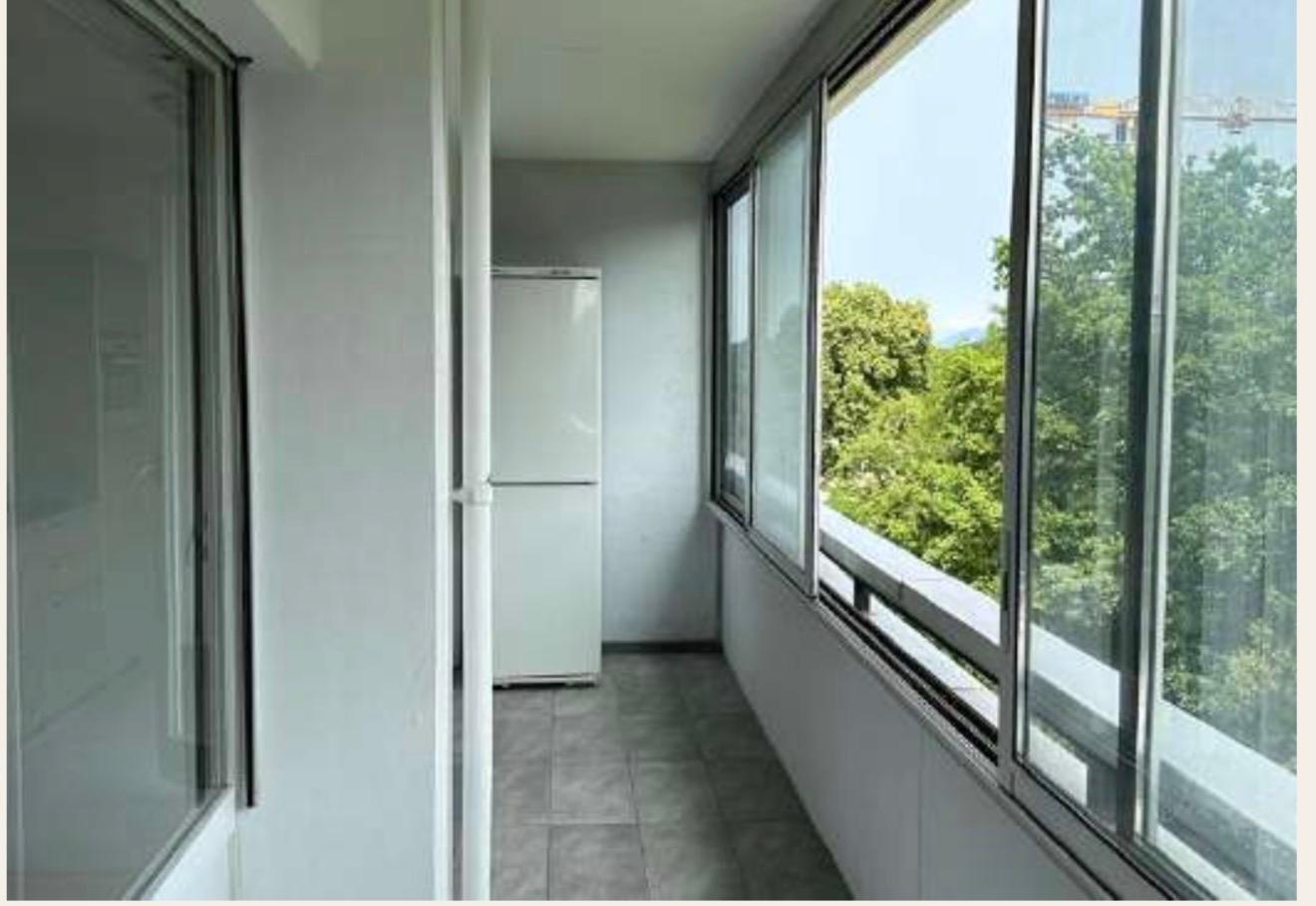 2 rooms furnished flat