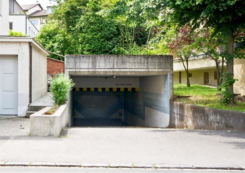 Place de stationnement couverte pour vélos