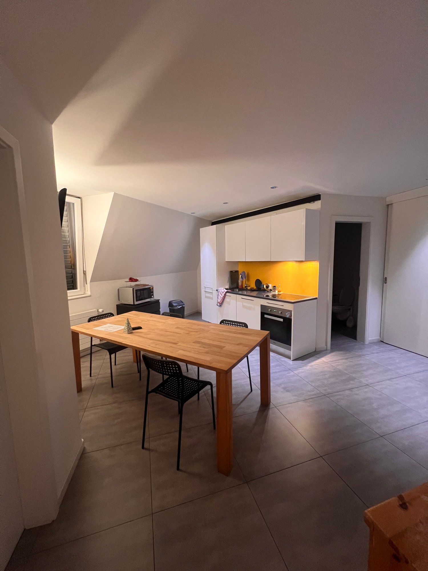 Room in a shared flat, photo 5 sur 8