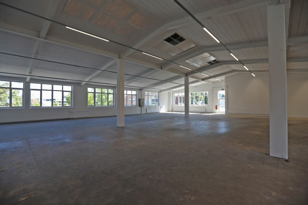 560m² de local de stockage, photo 5 sur 10