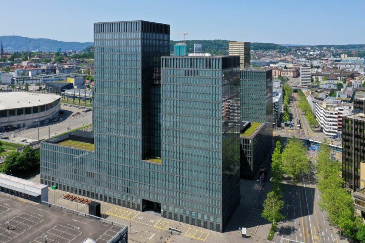 4500m² de bureaux, photo 1 sur 10