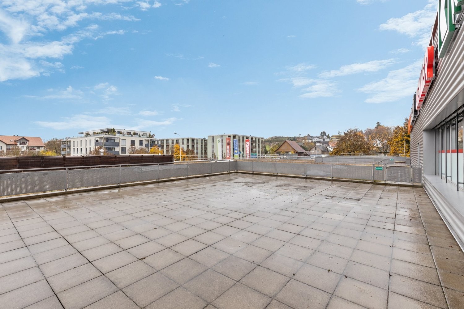 275m² bureau