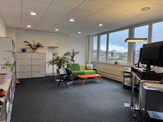 306m² commercial, photo 3 sur 6
