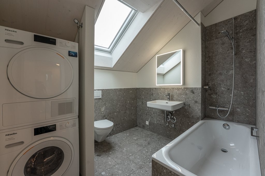 Appartement en attique de 2 ½ pièces