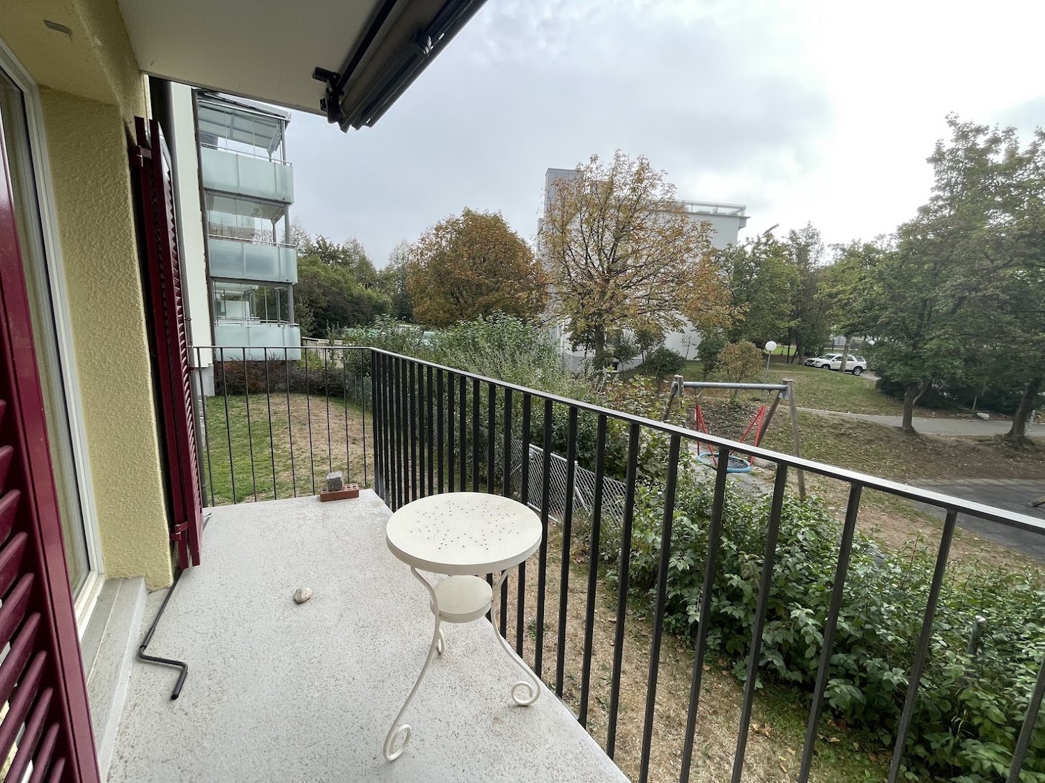 Appartement de 3 pièces

Une place de parc à CHF 30 ou un garage à CHF 120/Mt. peut être loué en complément, photo 10 sur 10