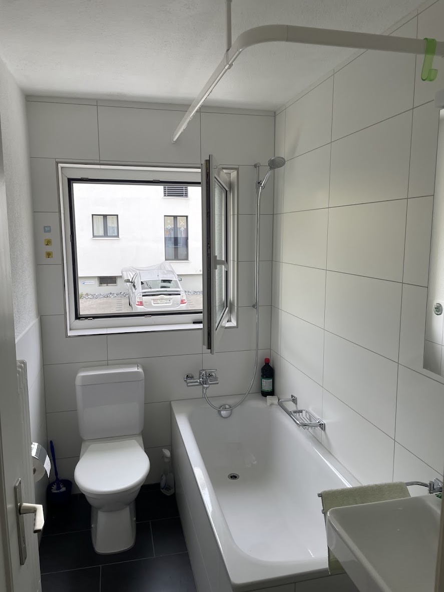 Appartement de 3 pièces

Une place de parc à CHF 30 ou un garage à CHF 120/Mt. peut être loué en complément, photo 6 sur 10