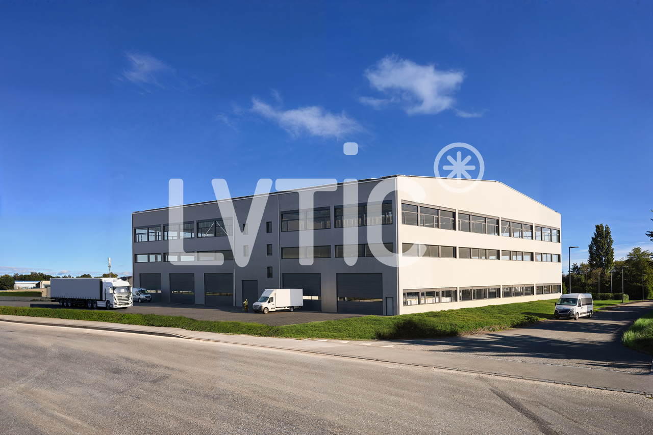 Objet industriel de 6600m²