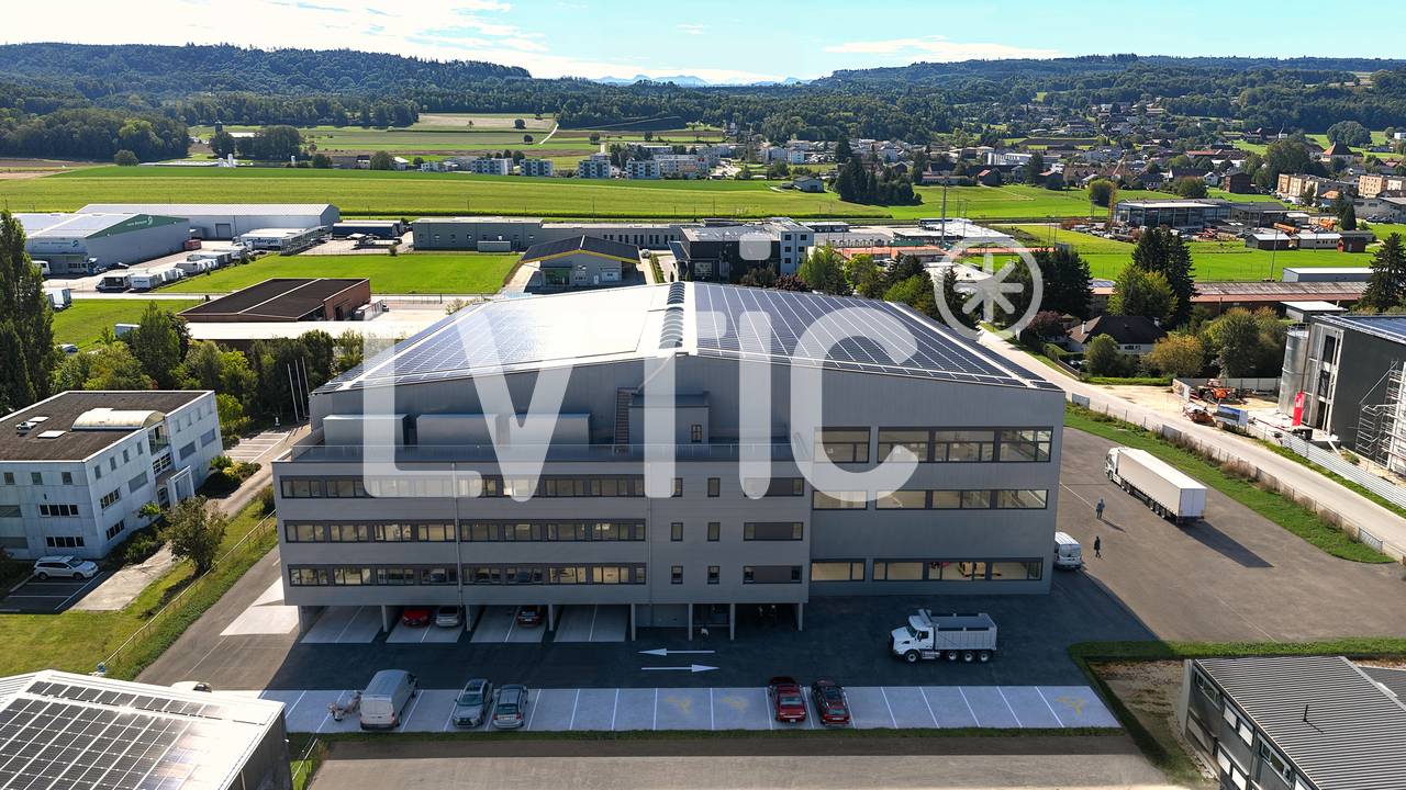 Objet industriel de 6600m²