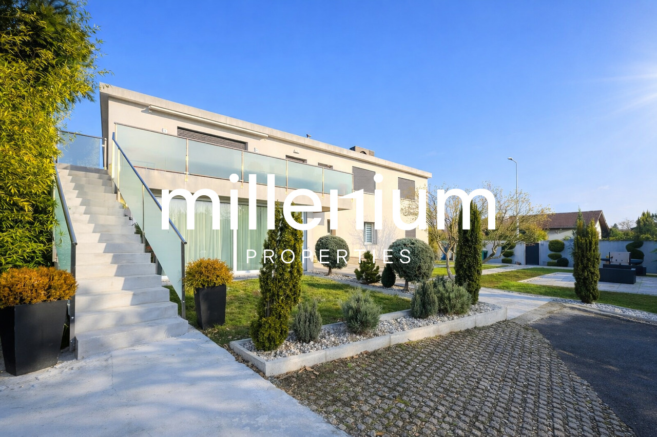 6 rooms apartment