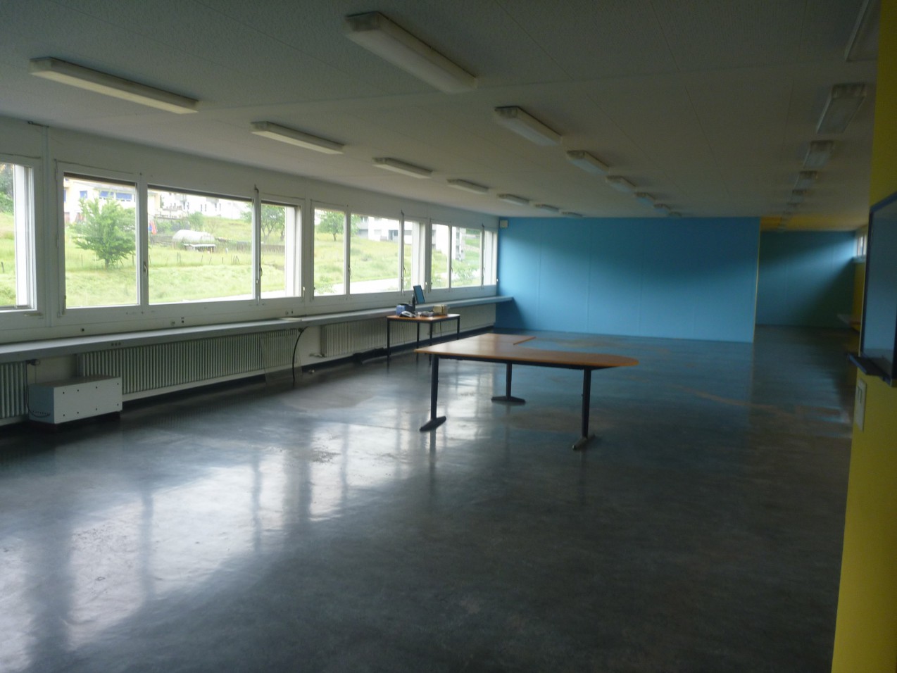 179m² office