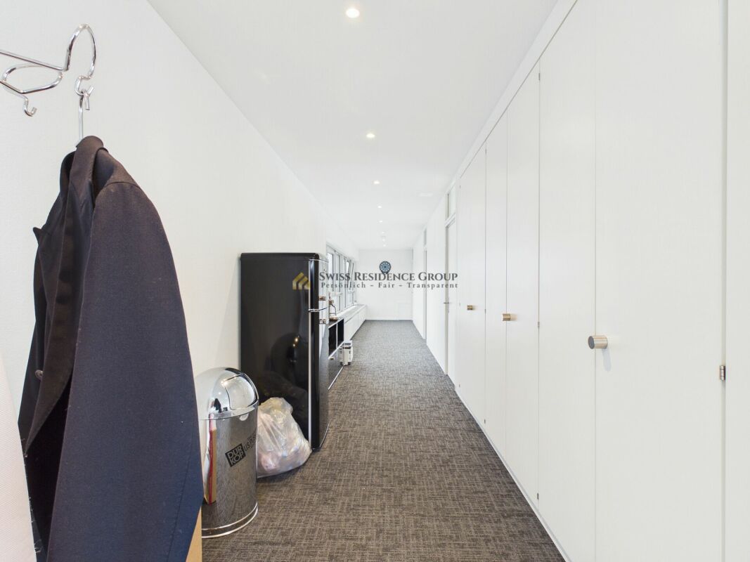147m² commercial, photo 2 sur 10