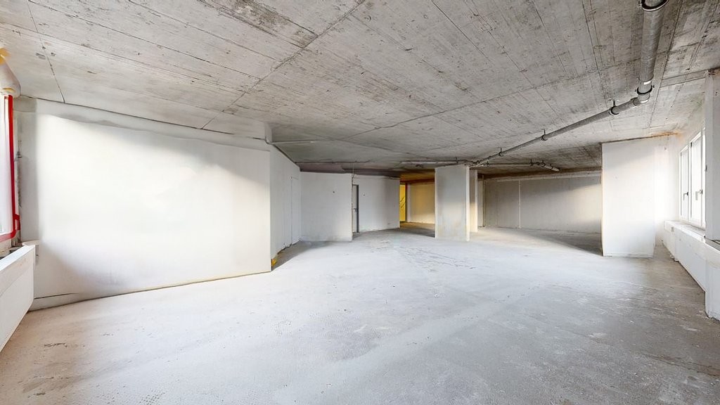 137m² bureau