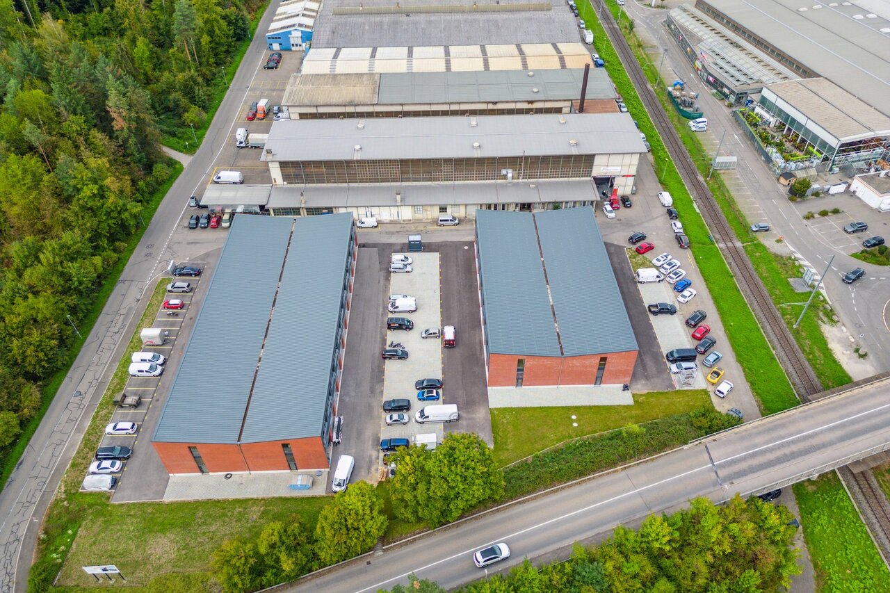 204m² commercial, photo 5 sur 5