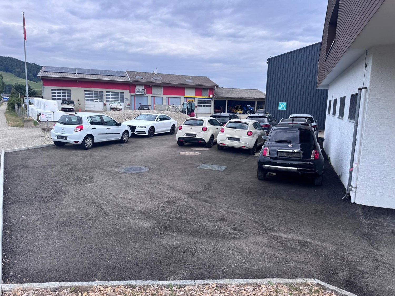 750m² commercial
