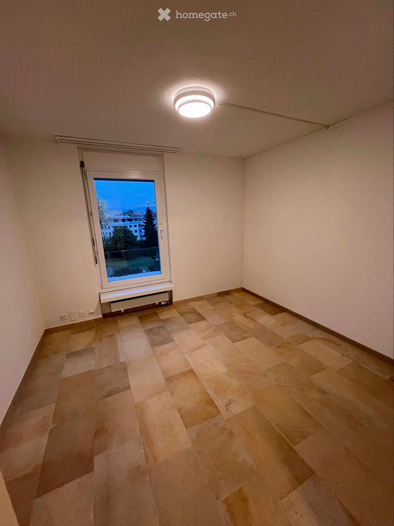 Chambre de 2 pièces, photo 2 sur 3