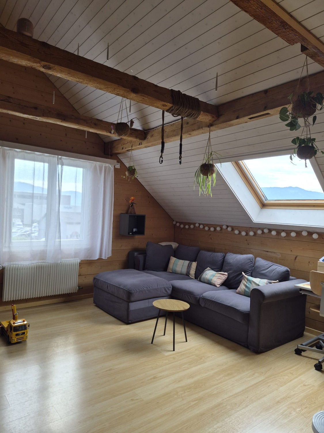 Appartement de 3 ½ pièces

Une place de parc peut être louée en complément. Prix Fr. 40.00 / mois, photo 1 sur 8